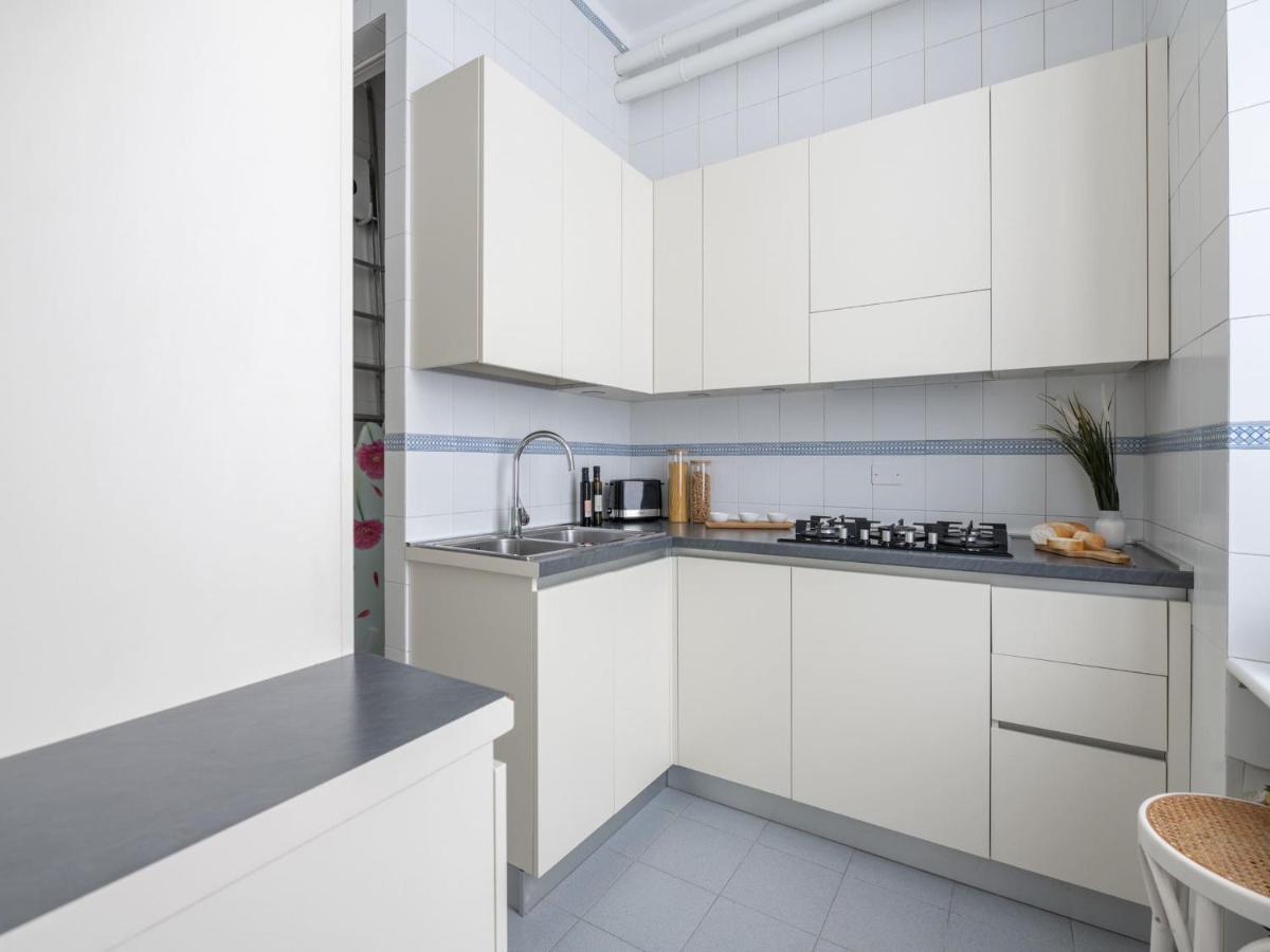 The Best Rent - Gorgeous Two-Bedroom Apartment In Porta Nuova District Milan Extérieur photo