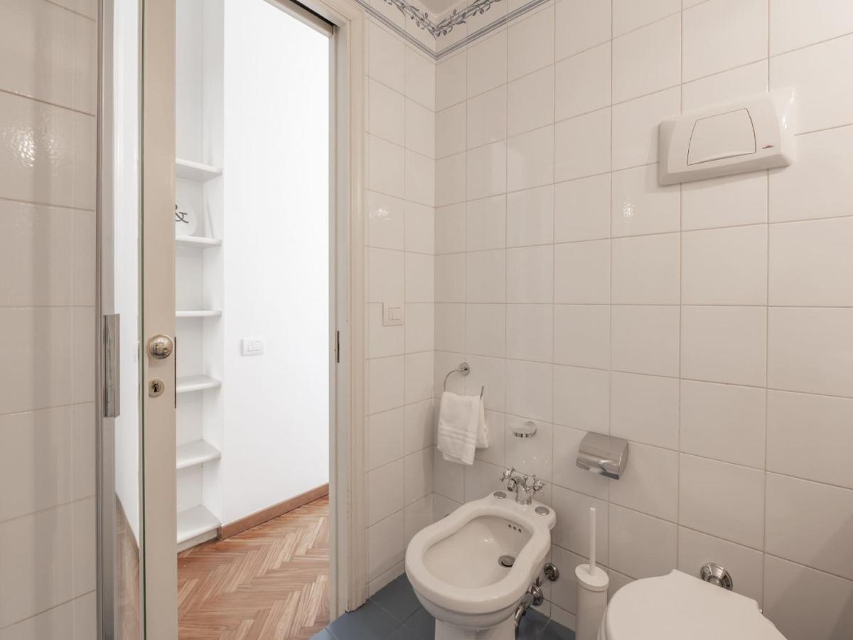 The Best Rent - Gorgeous Two-Bedroom Apartment In Porta Nuova District Milan Extérieur photo