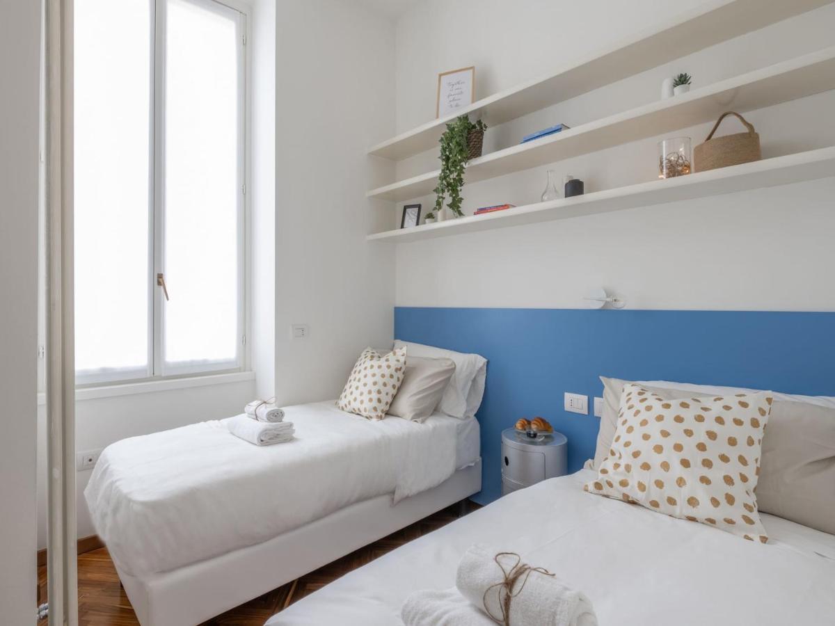 The Best Rent - Gorgeous Two-Bedroom Apartment In Porta Nuova District Milan Extérieur photo